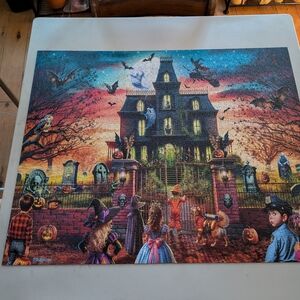 White Mountain Fright House 1,000 Piece Puzzle